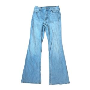 Old Navy High-Rise Wow Flare Jeans Light‎ Wash Size 4 Women's Denim